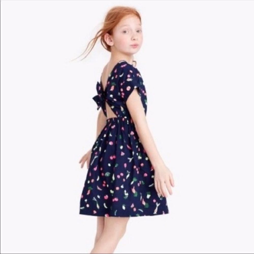 ✨HP✨Cynthia Rowley Floral Dress ✨